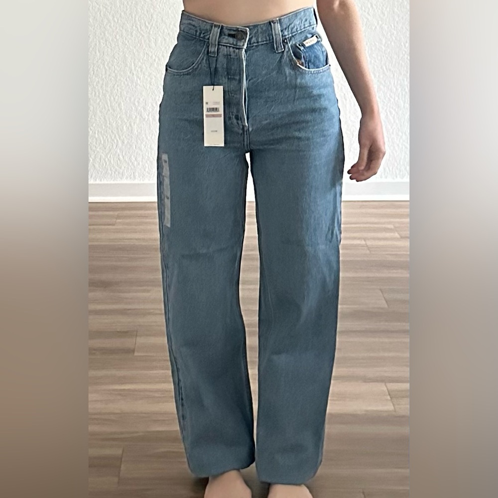 Calvin Klein High Waist Relaxed Straight Jeans